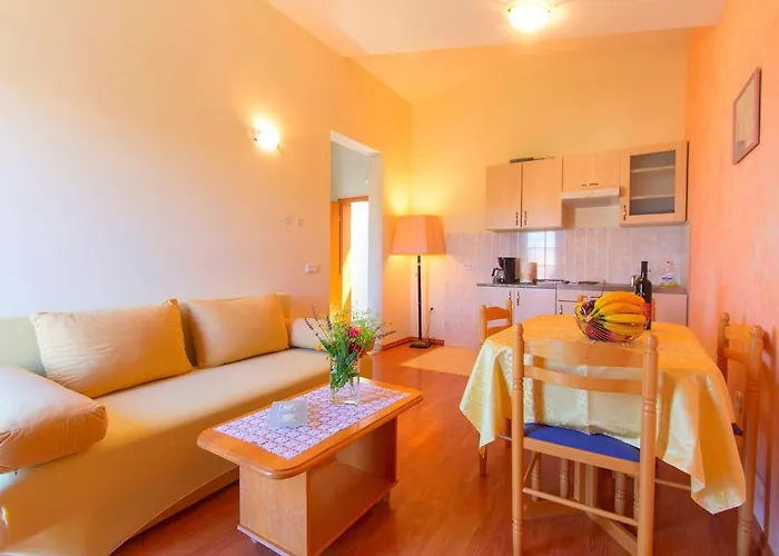 Apartments 4 Palme