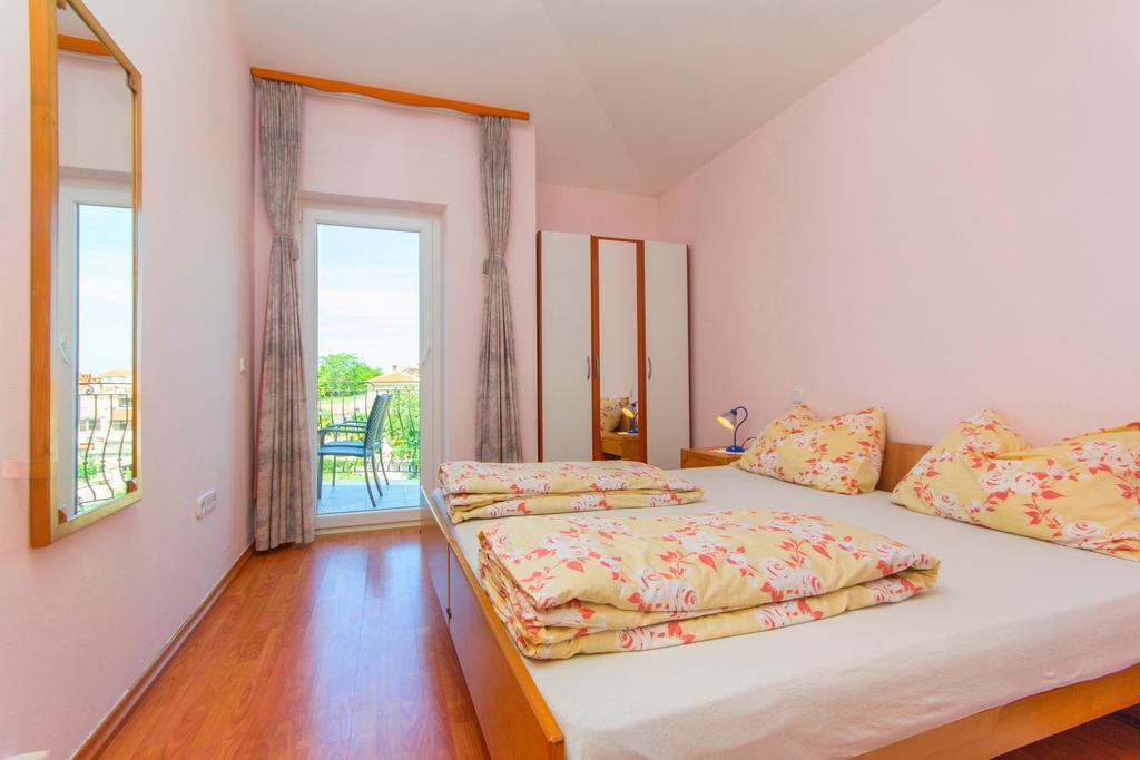 Apartment 4 Palme *