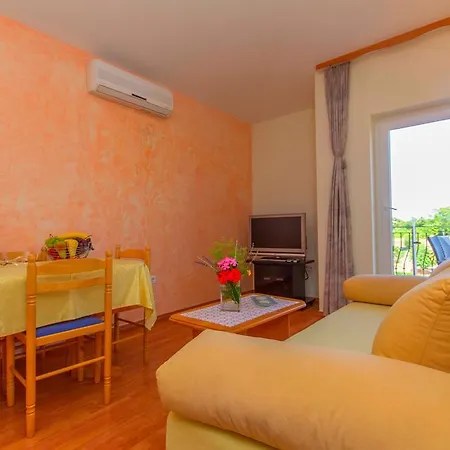 Apartments 4 Palme Funtana Room photo